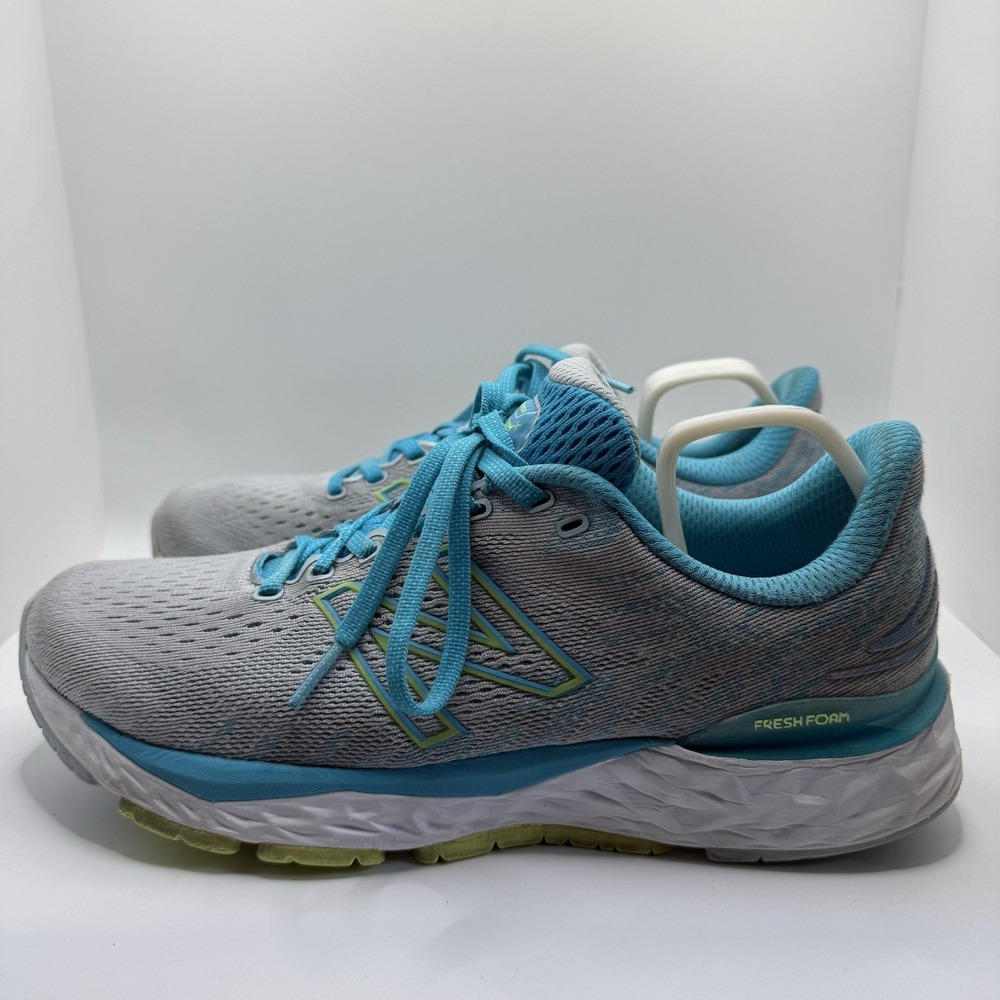 New Balance Fresh Foam 880 V11 Women's Size 9.5 Gray Blue‎ Green Running Shoes